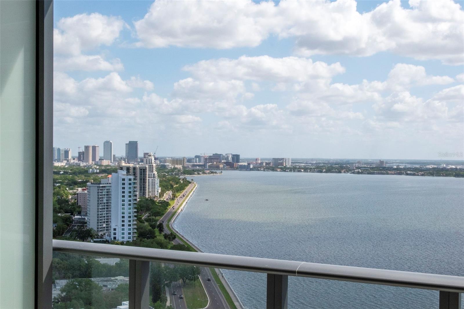 BAYSHORE YSABELLA CONDOMINIUM - Residential
