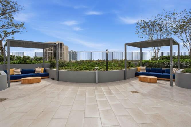 BAYSHORE YSABELLA CONDOMINIUM - Residential