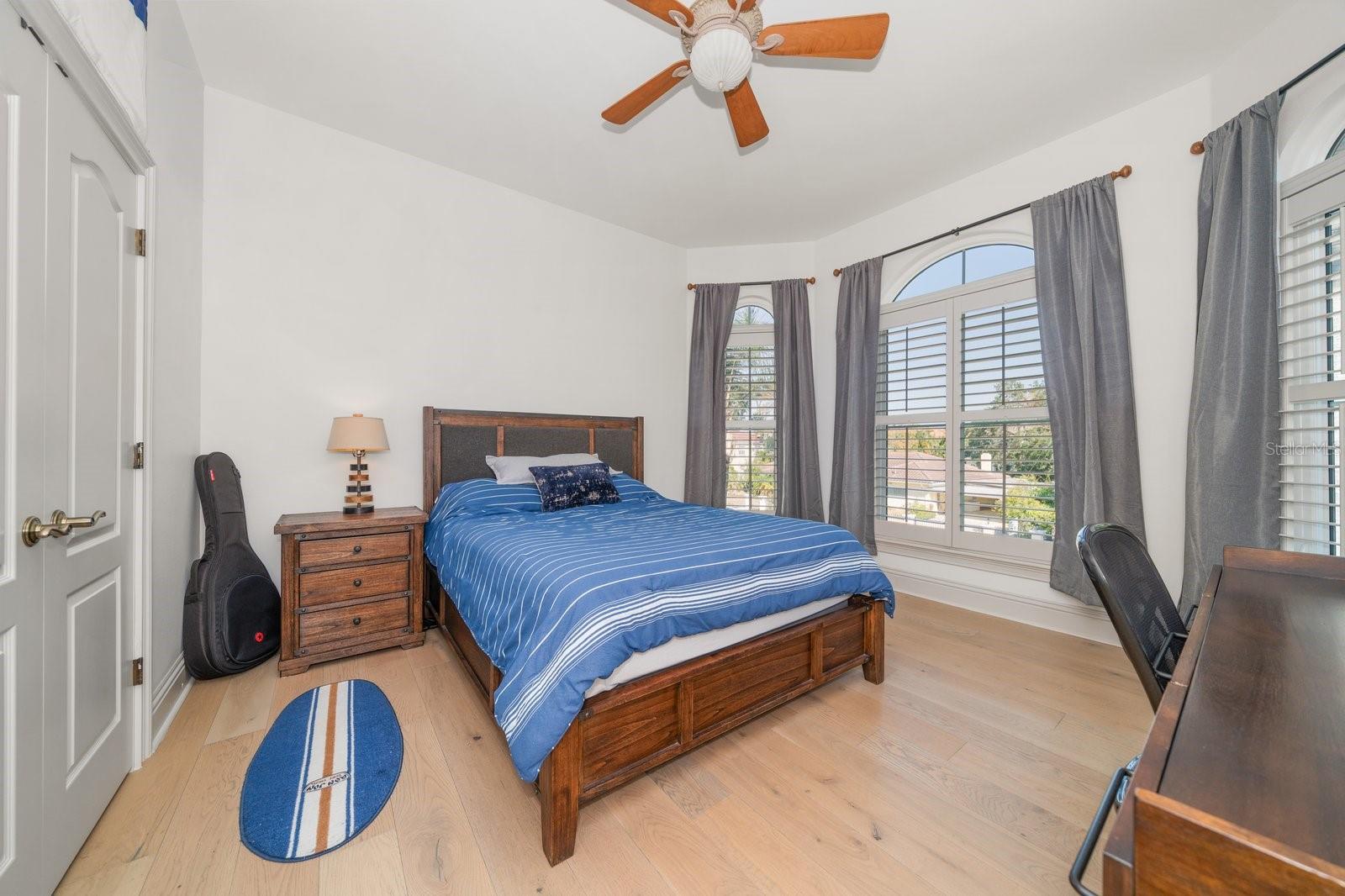 DAVIS ISLANDS - Residential