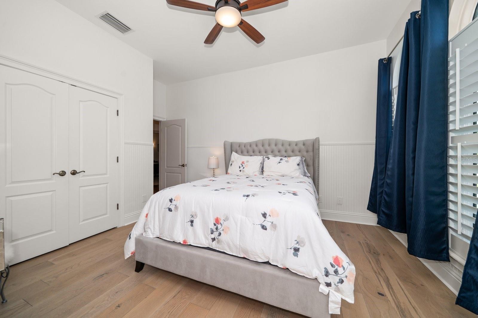 DAVIS ISLANDS - Residential