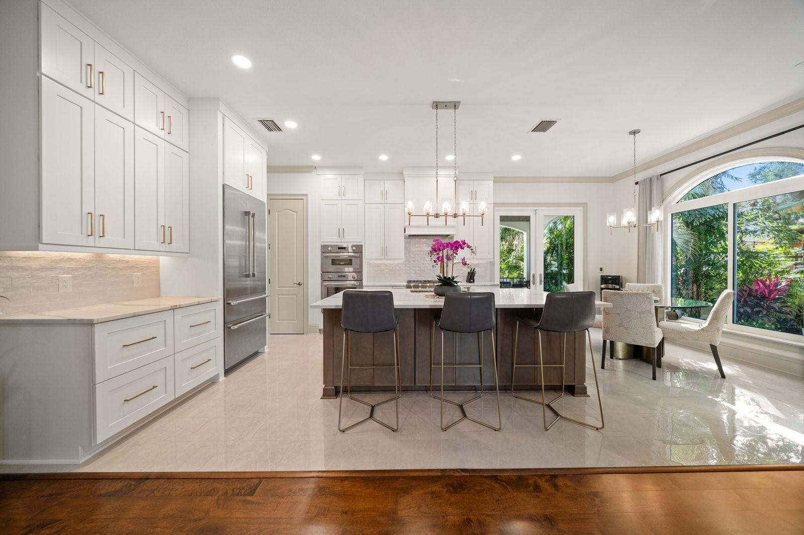 DAVIS ISLANDS - Residential