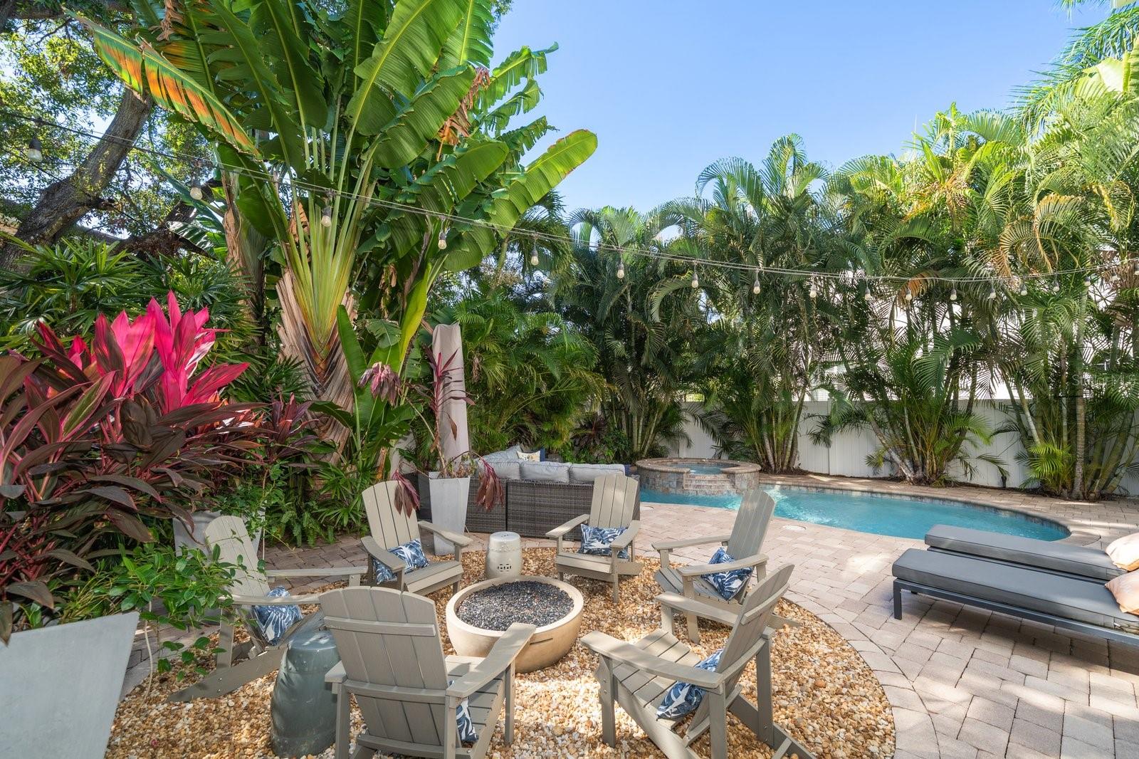 DAVIS ISLANDS - Residential