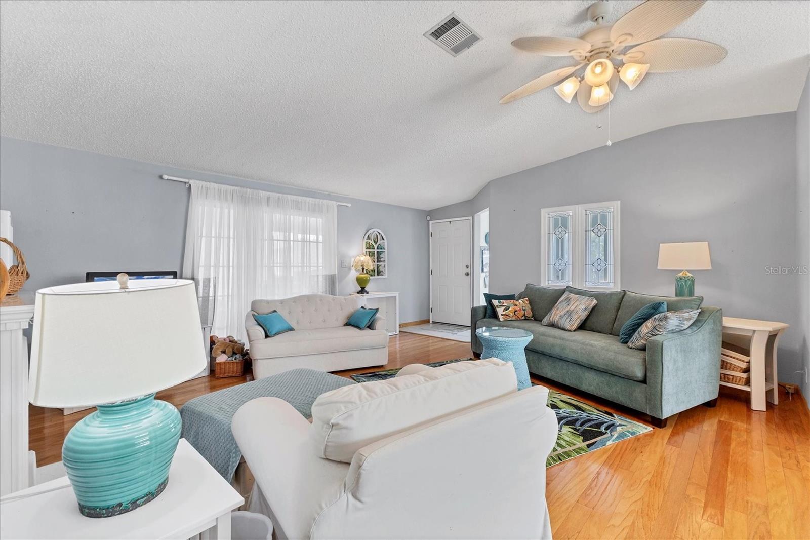 SHADOW BROOK MOBILE HOME - Residential