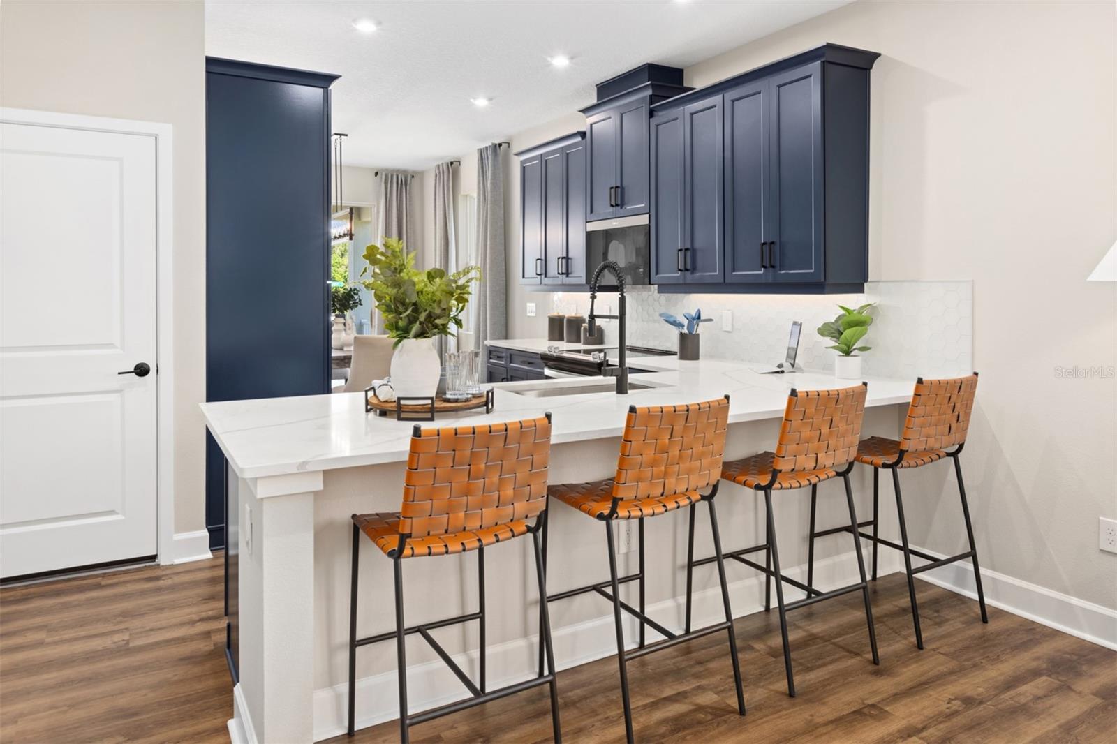 HICKORY GROVE - Residential