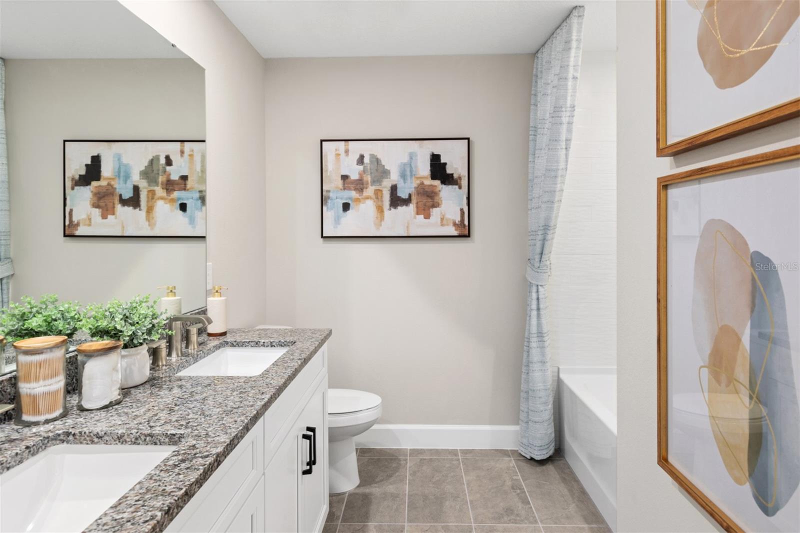 HICKORY GROVE - Residential