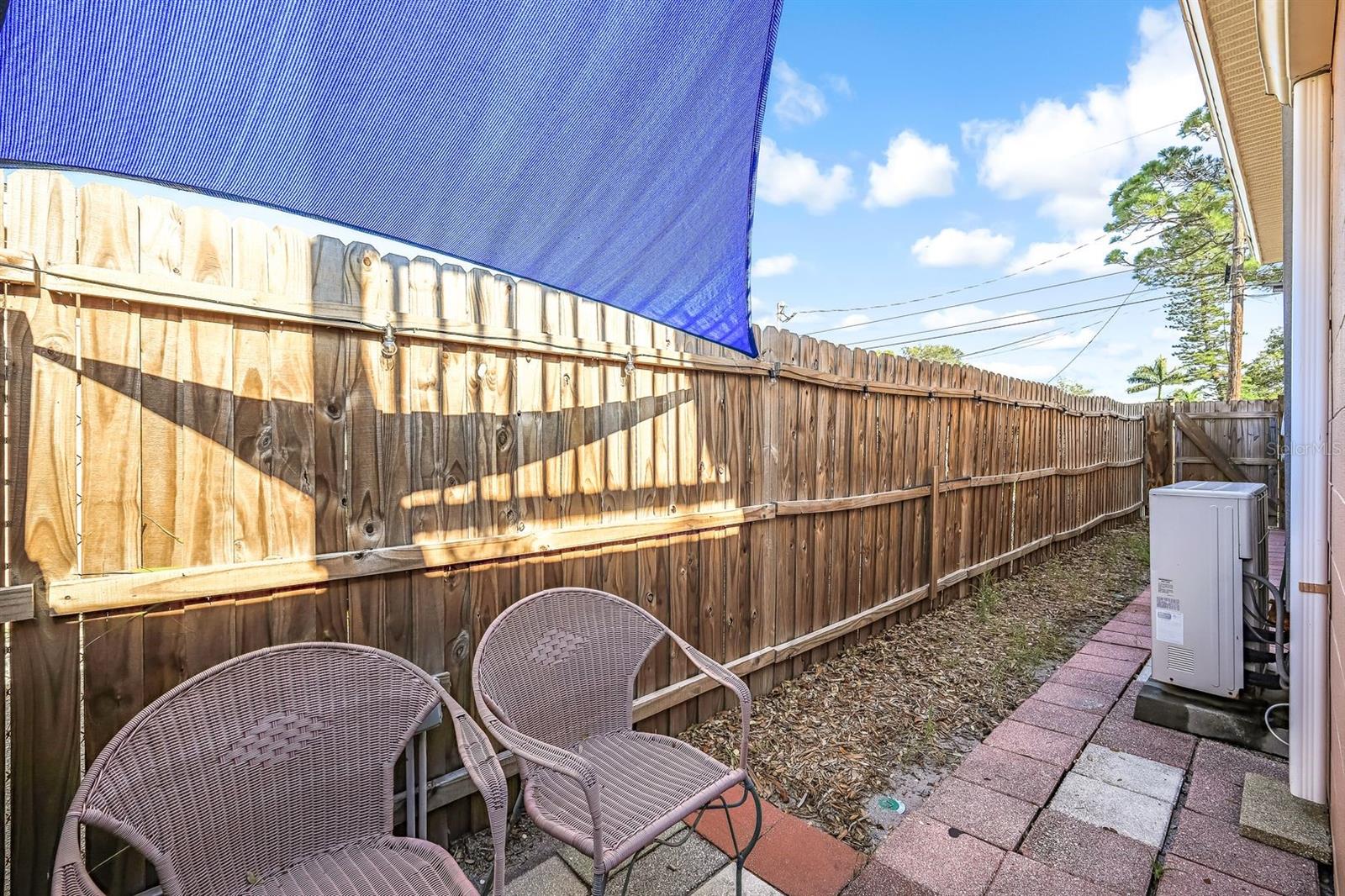 PASADENA TERRACE - Residential