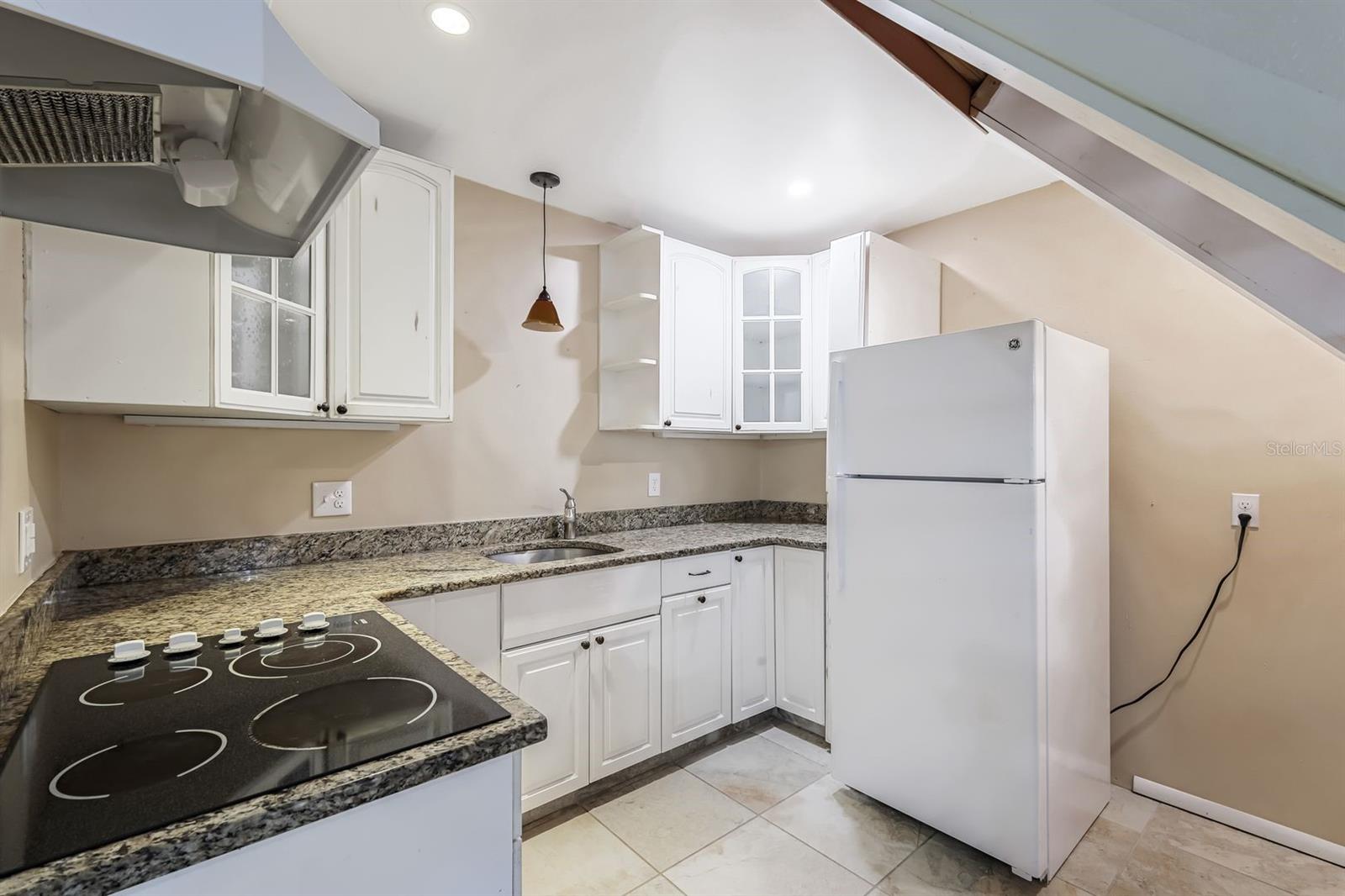 PASADENA TERRACE - Residential