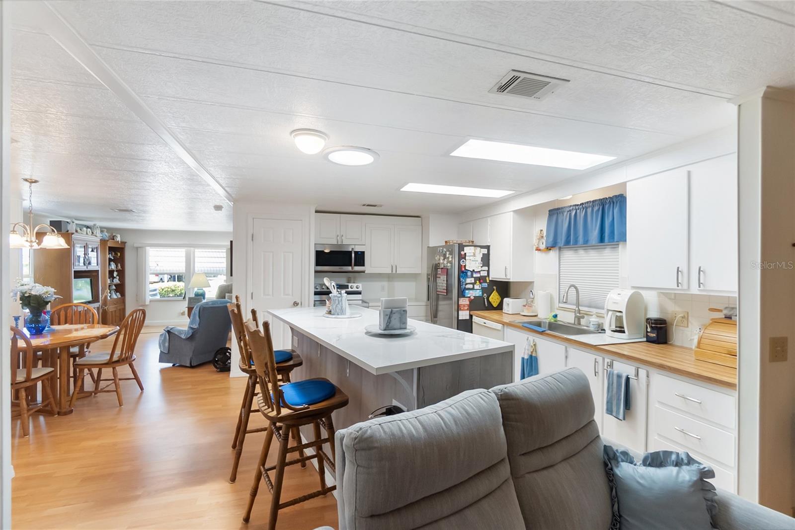 HARBOR ISLES - Residential