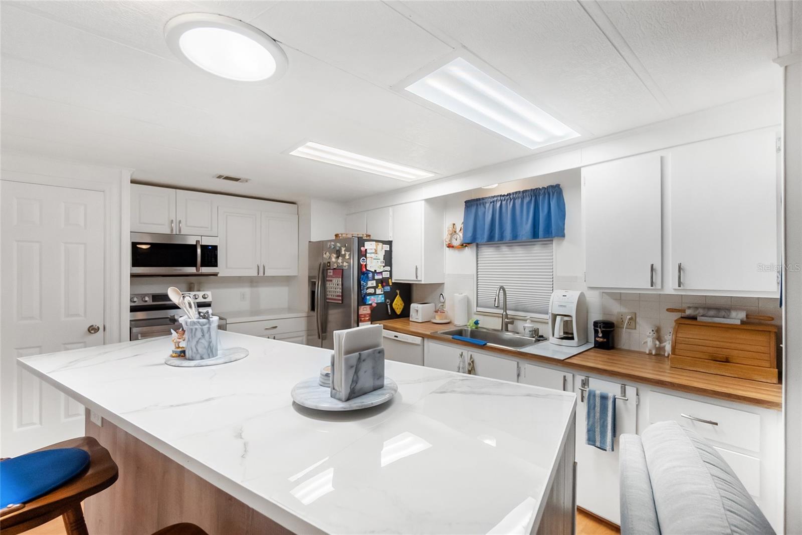 HARBOR ISLES - Residential