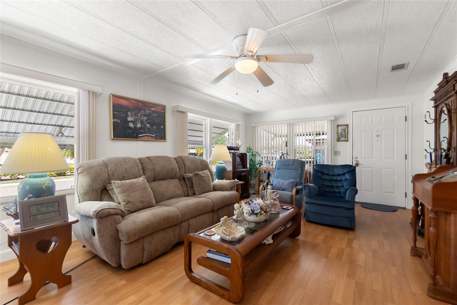 HARBOR ISLES - Residential