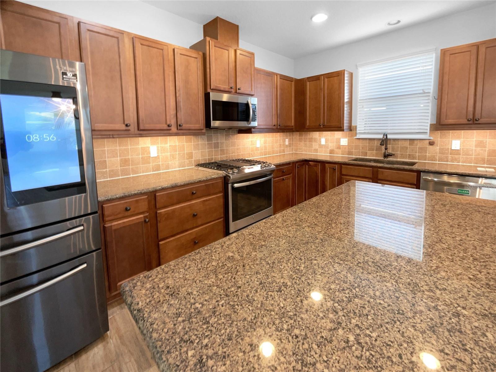 CASCADES/GRVLAND PH 6 - Residential