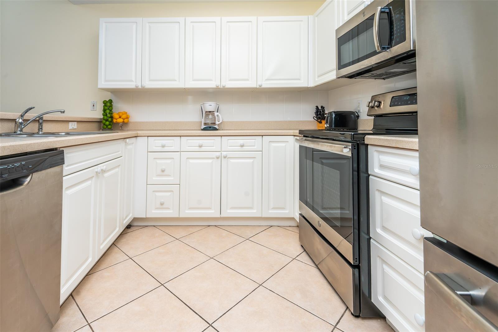 Ocean Walk Condo At Nsb Bldg 04 - Residential