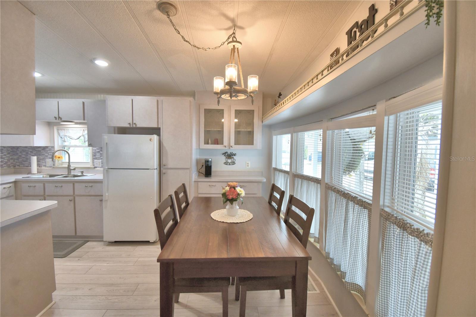 OUTDOOR RESORTS AMERICA - Residential