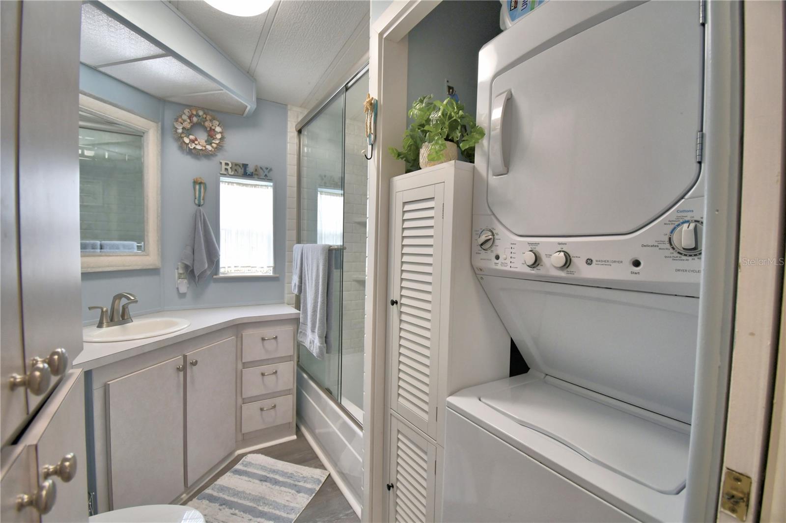 OUTDOOR RESORTS AMERICA - Residential