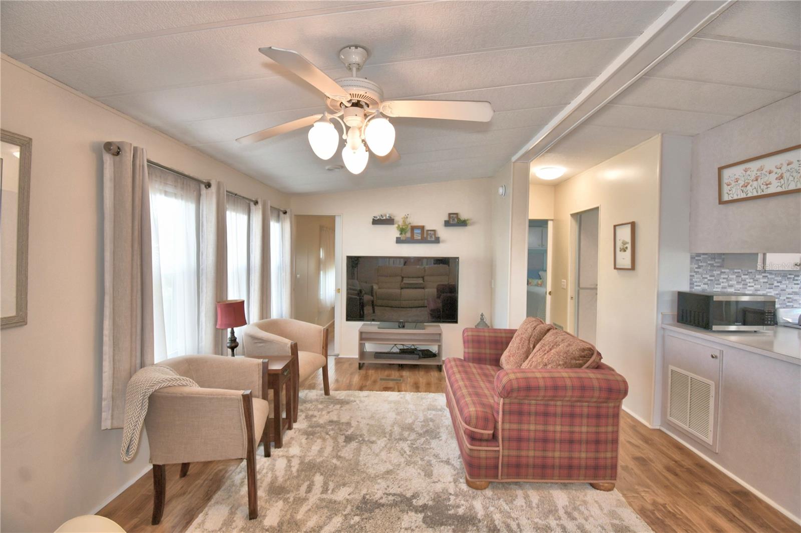 OUTDOOR RESORTS AMERICA - Residential