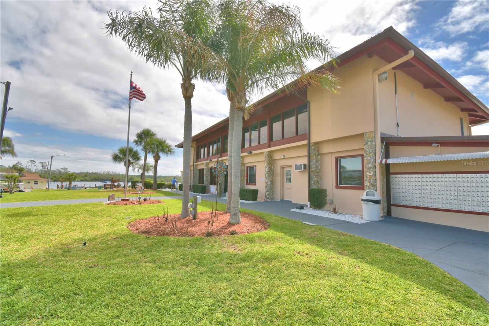 OUTDOOR RESORTS AMERICA - Residential