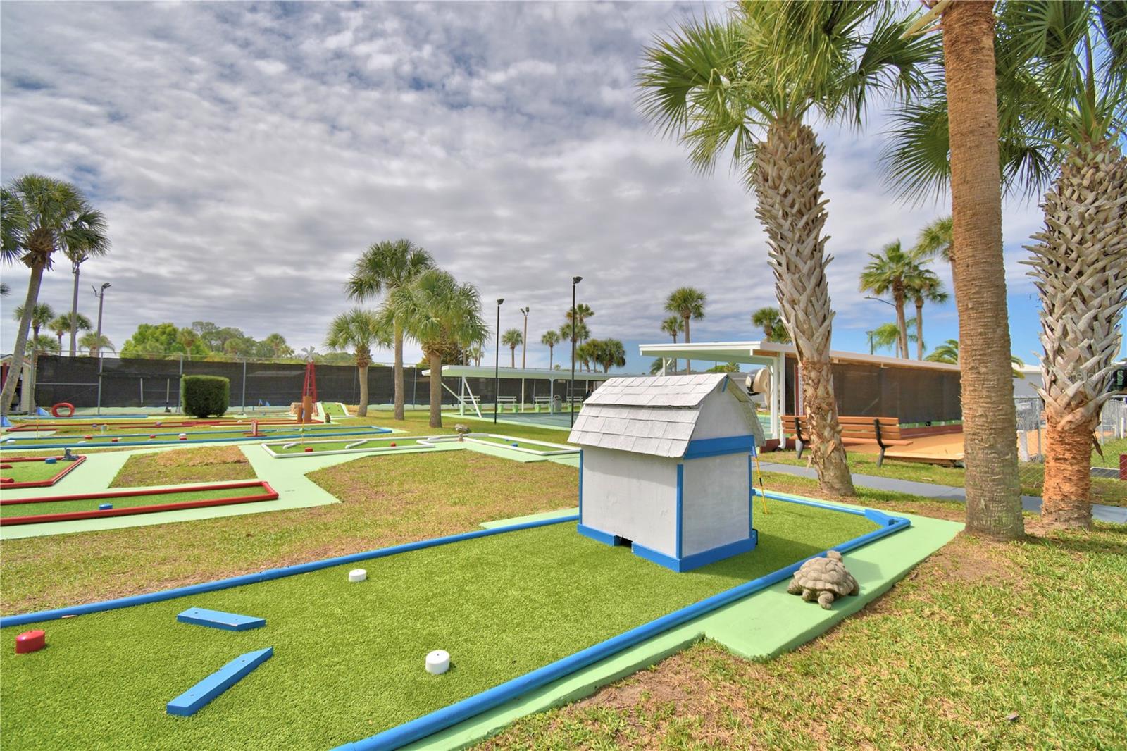 OUTDOOR RESORTS AMERICA - Residential