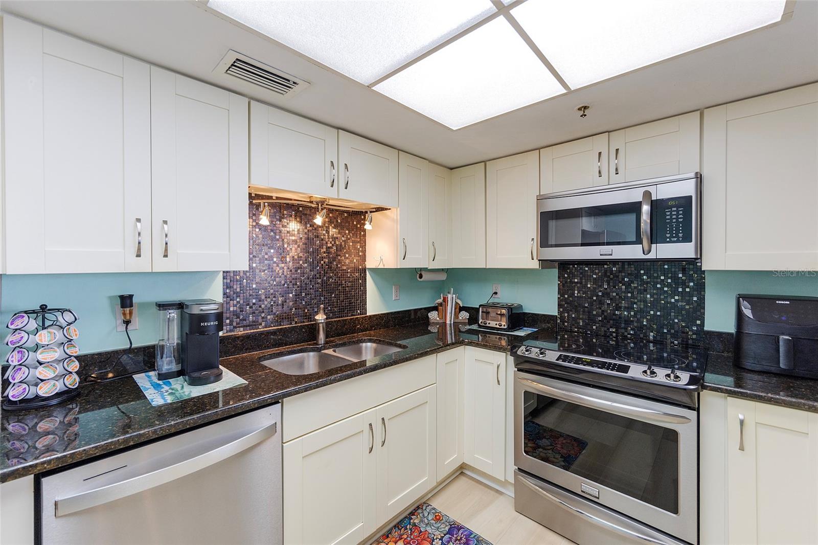 PENINSULA CONDO - Residential