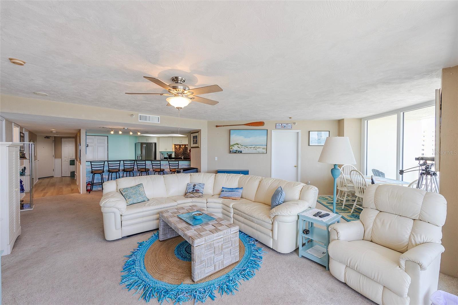 PENINSULA CONDO - Residential