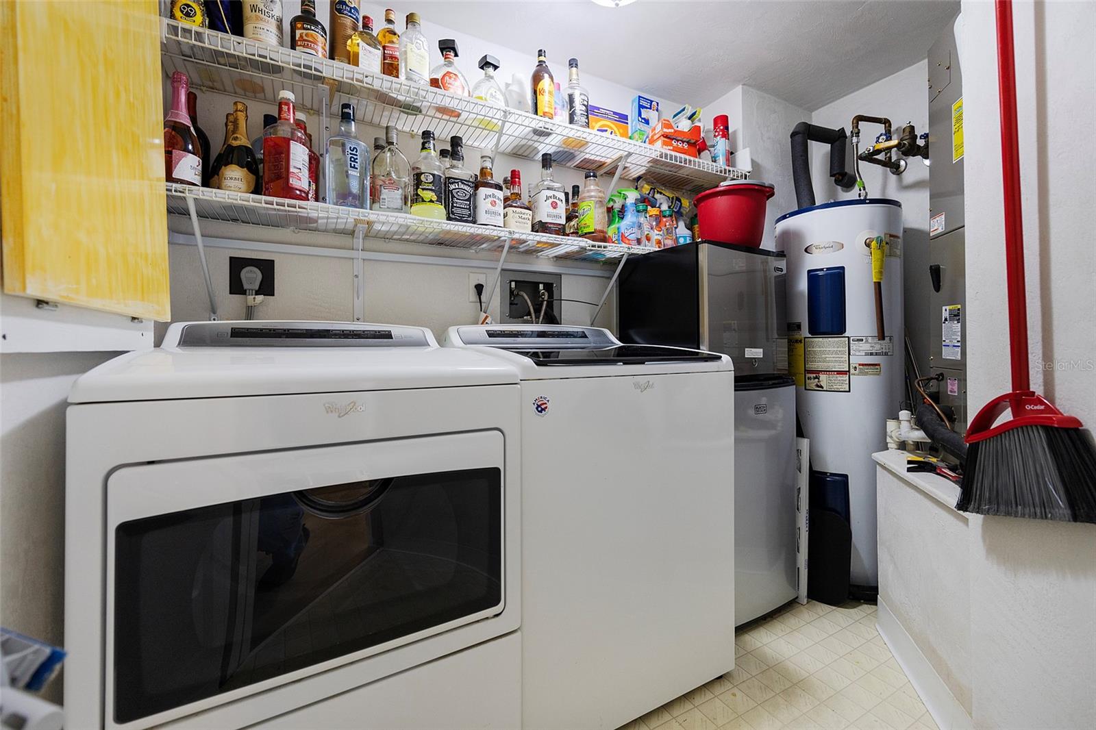 PENINSULA CONDO - Residential