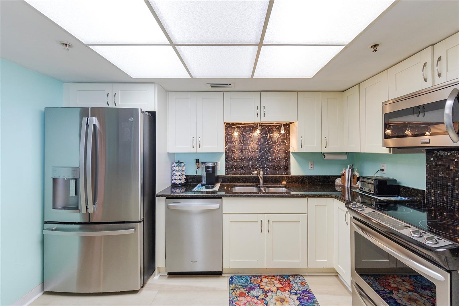 PENINSULA CONDO - Residential