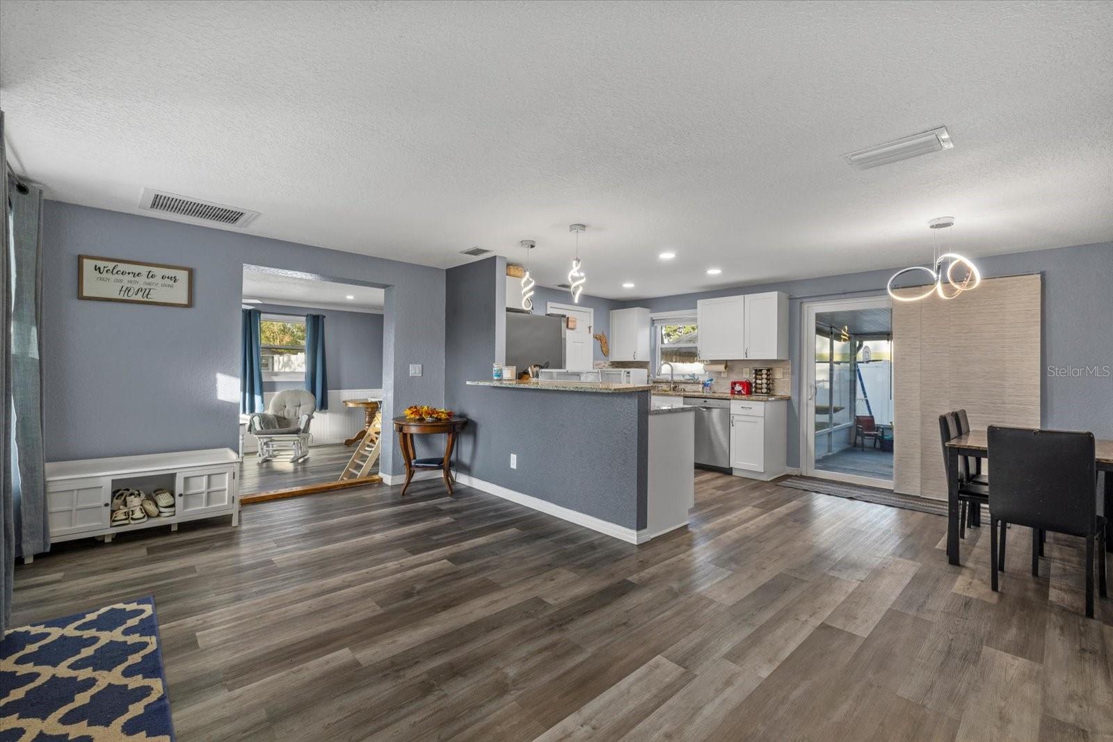 8897 54TH STREET N
