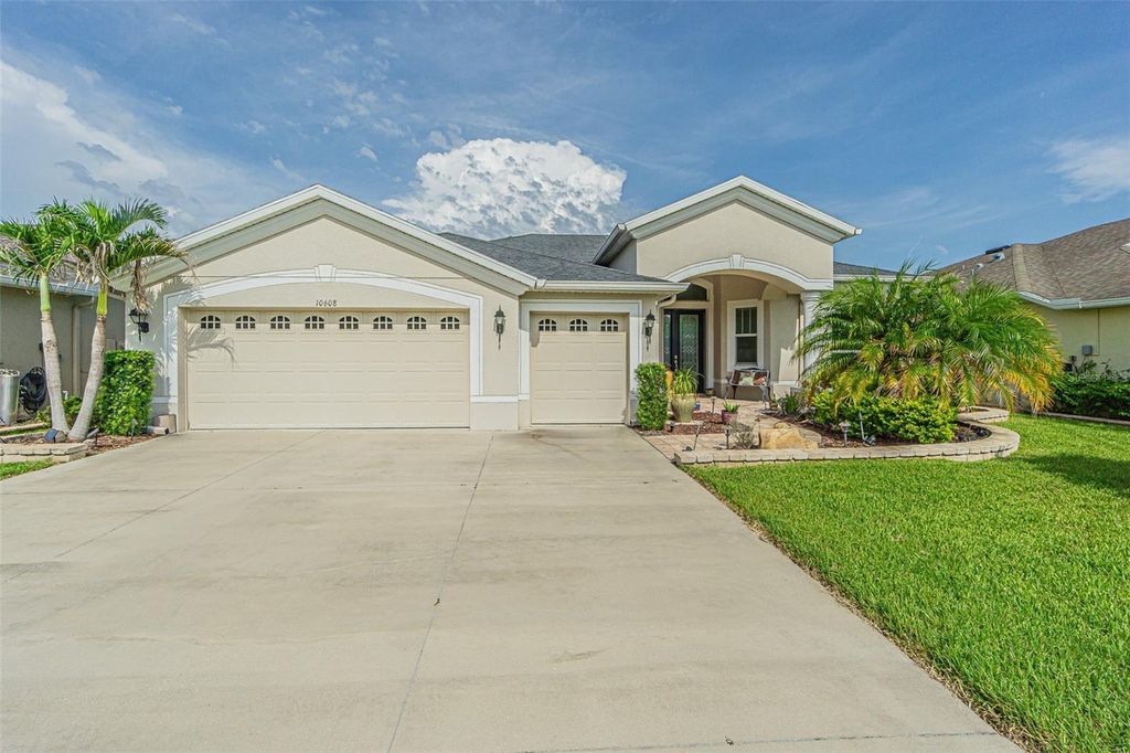 Photo of 10608 Machrihanish Circle, San Antonio, FL 33576 (MLS # TB8405628)