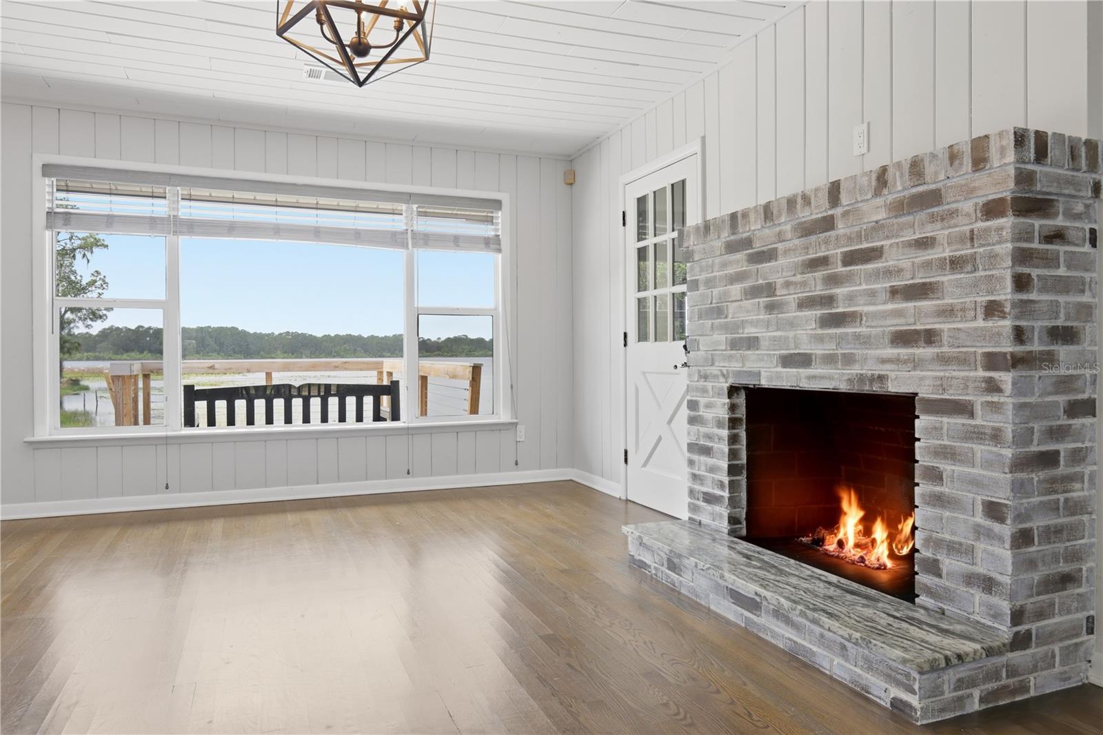 MAGNOLIA SHORES - Residential