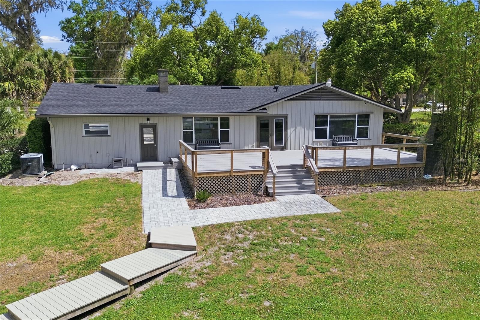 MAGNOLIA SHORES - Residential