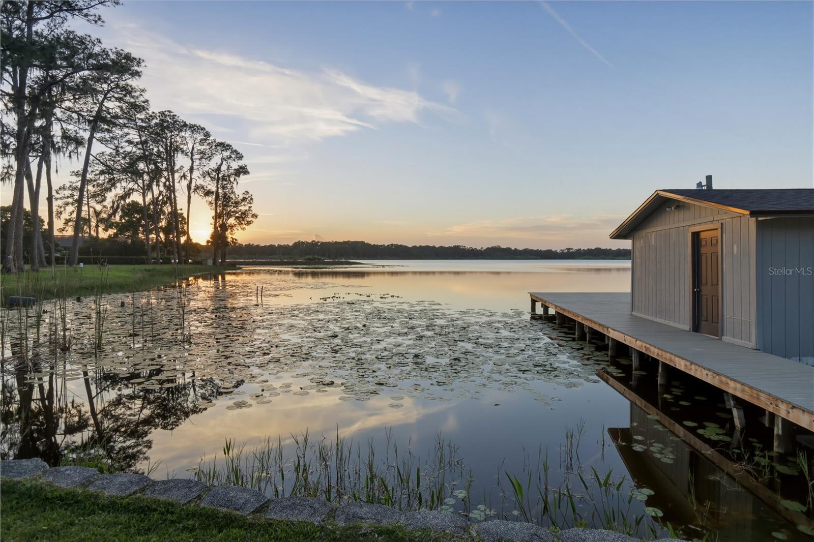 MAGNOLIA SHORES - Residential