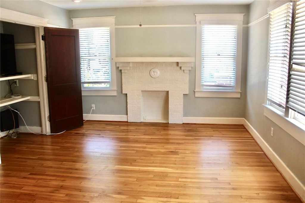 Photo of 701 W Swann Avenue #1, Tampa, FL 33606 (MLS # TB8499770)