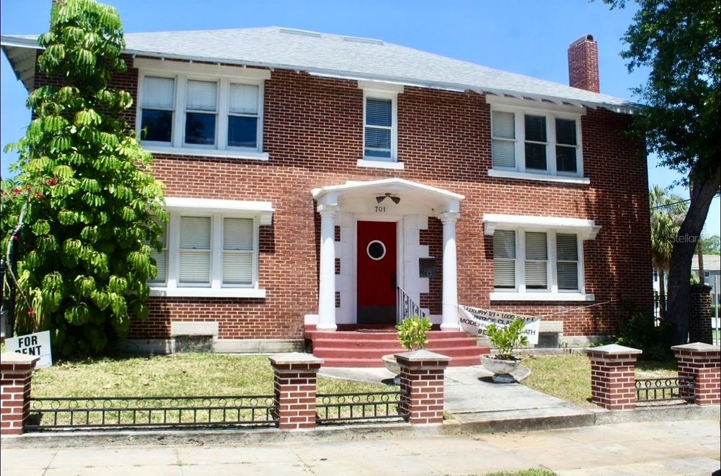 Photo of 701 W Swann Avenue #1, Tampa, FL 33606 (MLS # TB8499770)