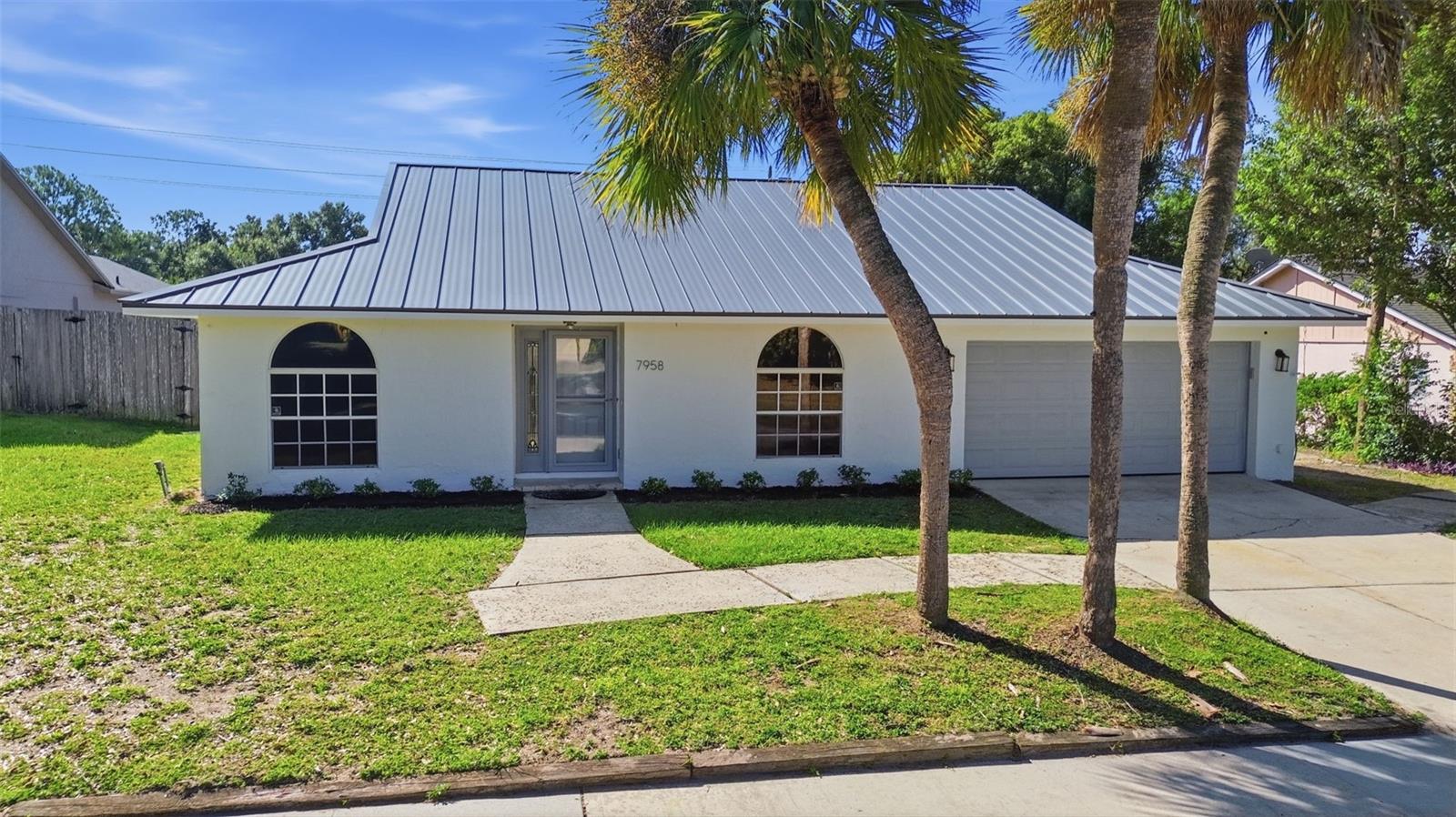 7958 GLEN ABBEY CIRCLE