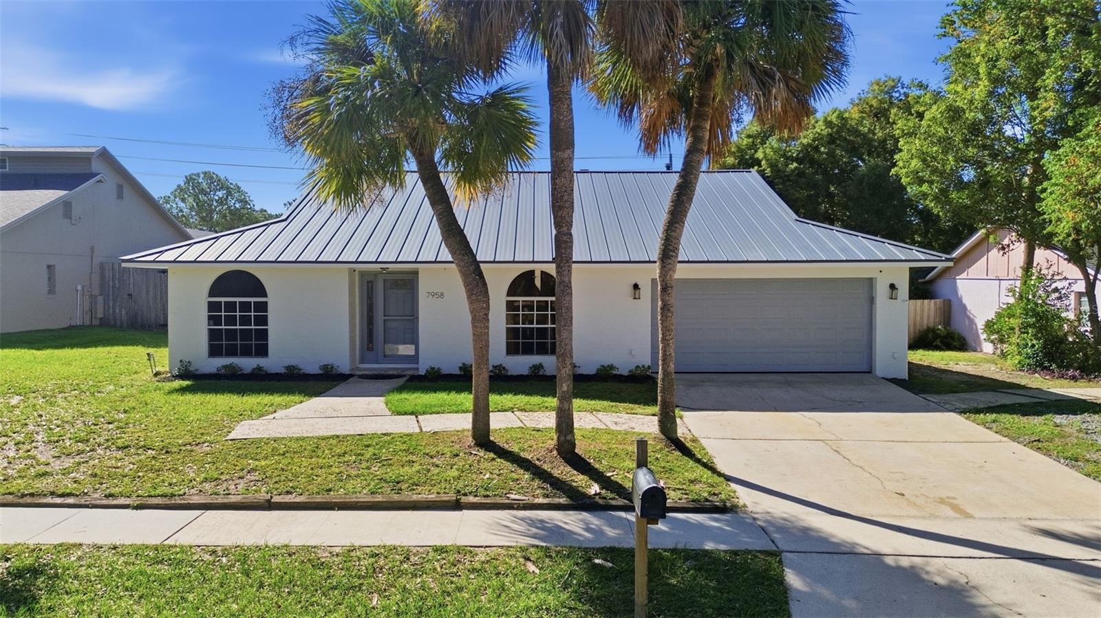 Casas a venda 4 - Jen Dantas 7958 GLEN ABBEY CIRCLE