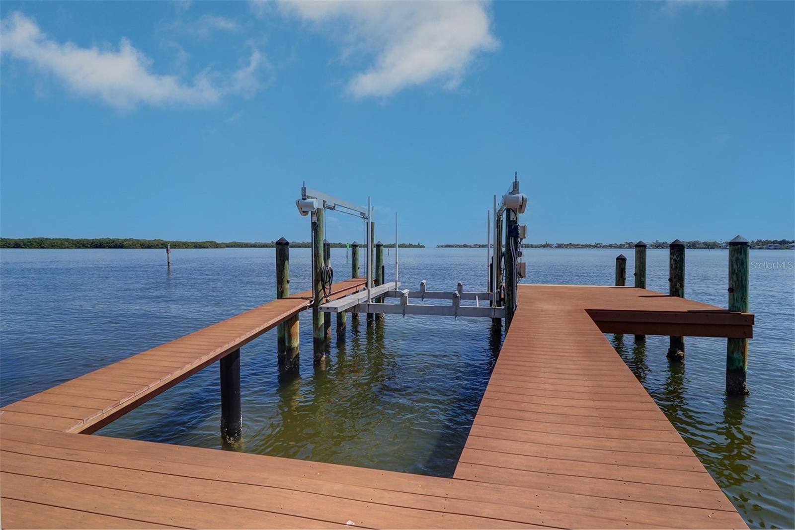 SHORE ACRES BAYOU GRANDE SEC - Residential