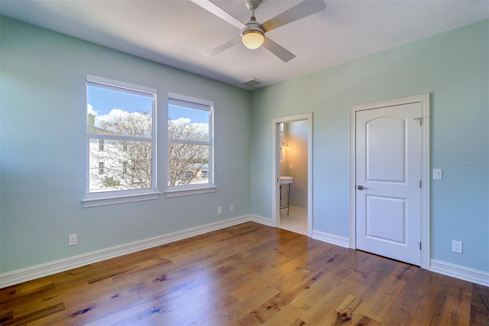 SHORE ACRES BAYOU GRANDE SEC - Residential