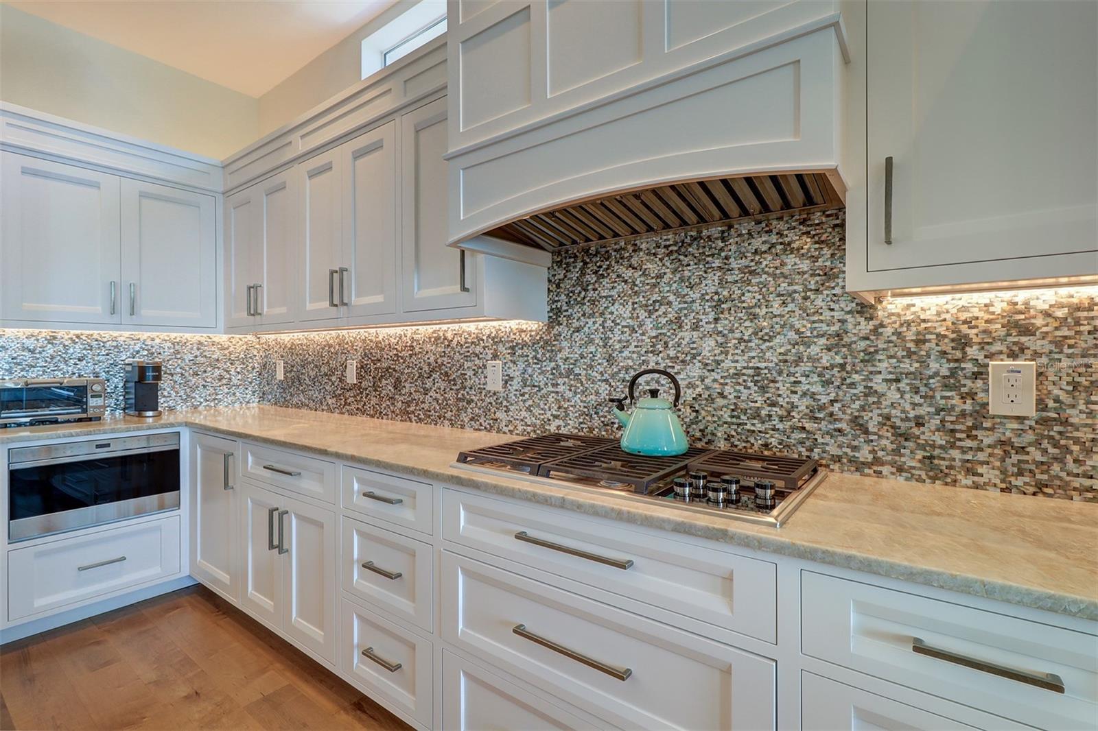 SHORE ACRES BAYOU GRANDE SEC - Residential