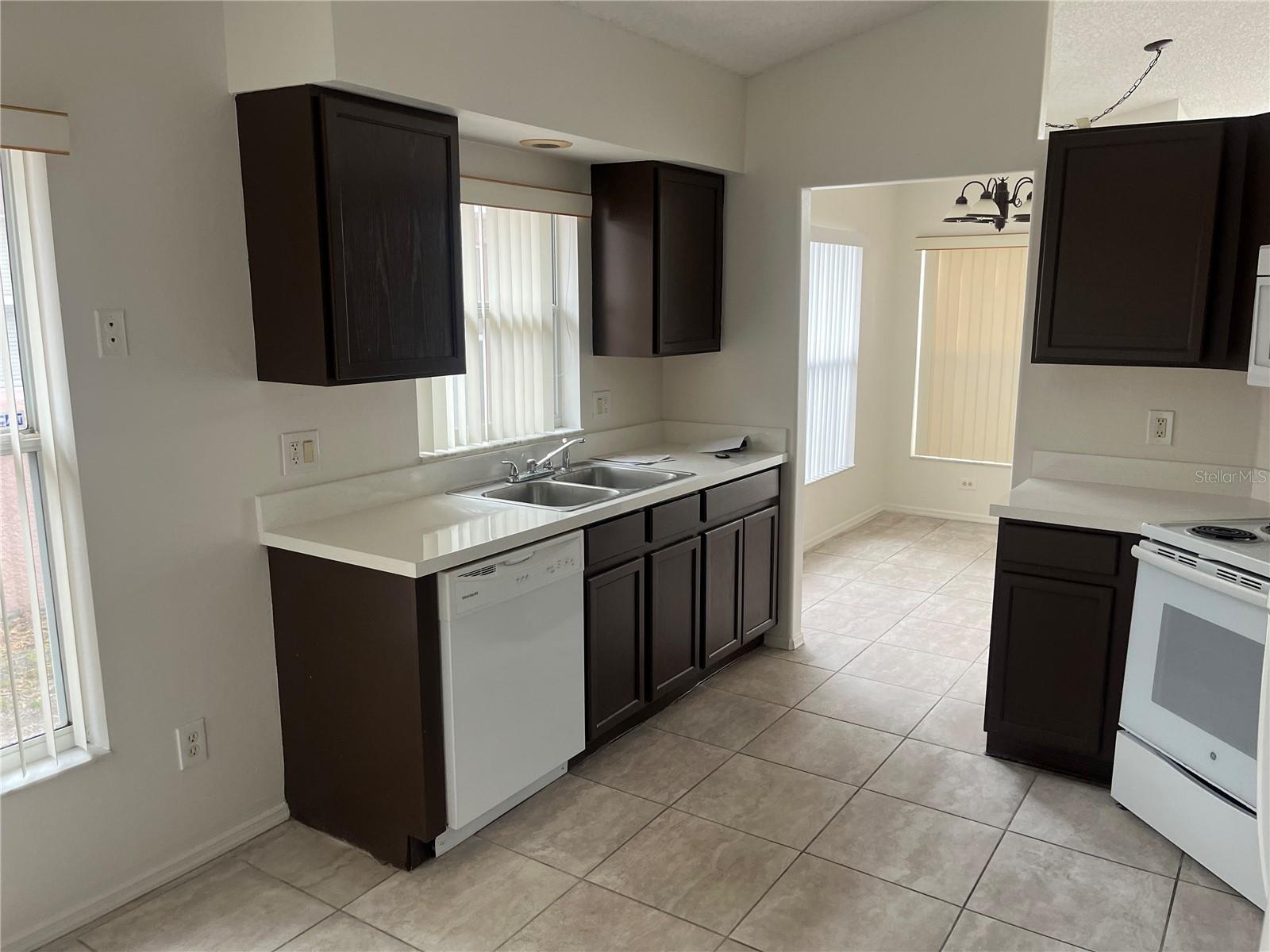 GREENPOINTE - Residential