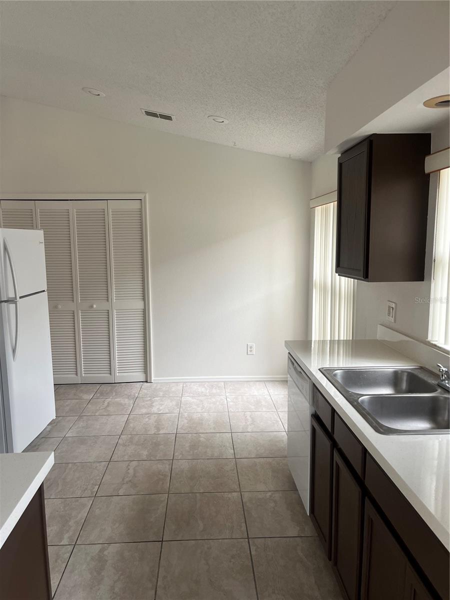 GREENPOINTE - Residential