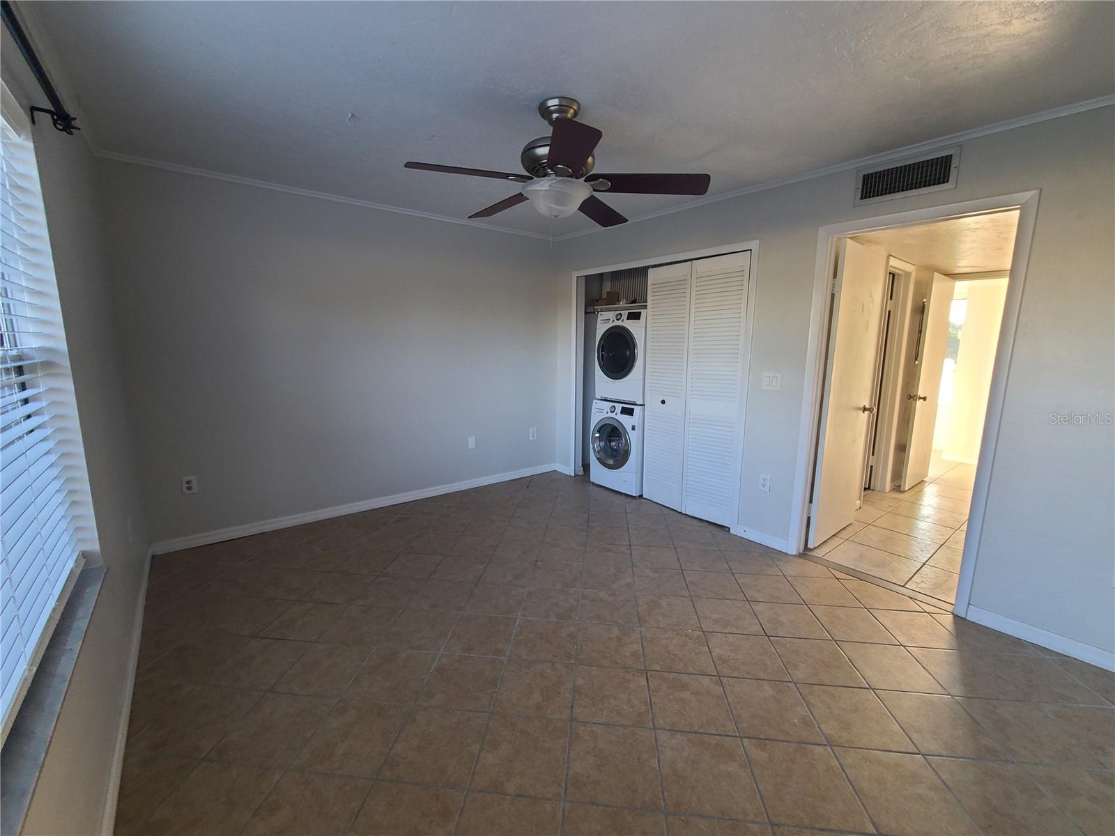 SANDALWOOD CONDO - Residential