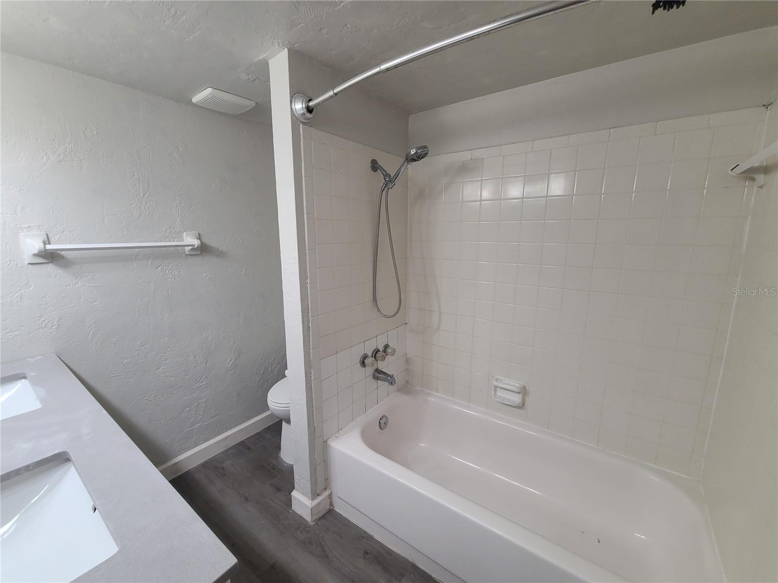 SANDALWOOD CONDO - Residential