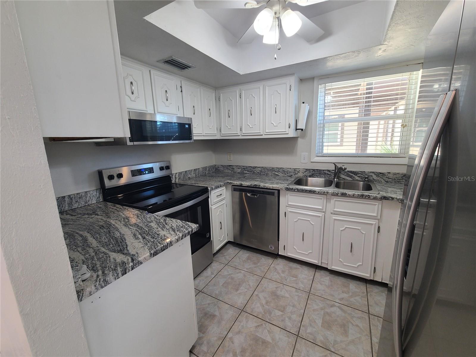 SANDALWOOD CONDO - Residential