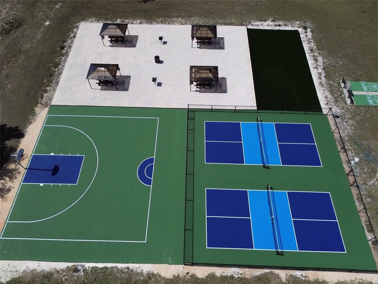 SANDALWOOD CONDO - Residential