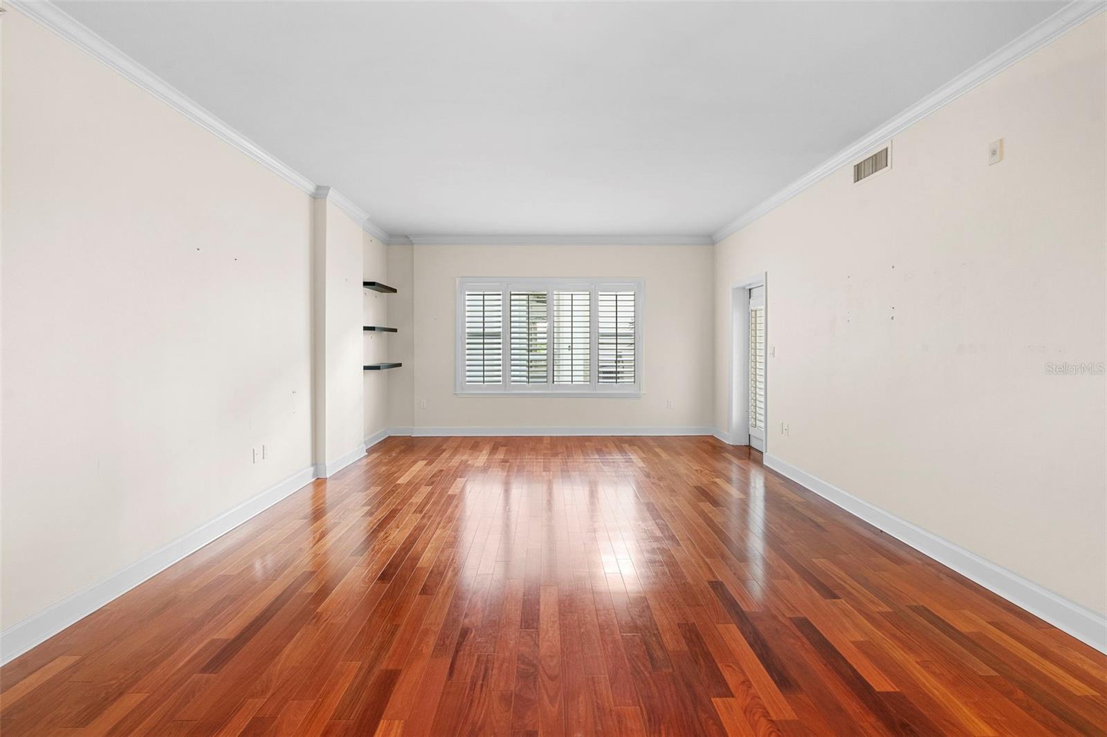 THE WELLESLEY - Residential