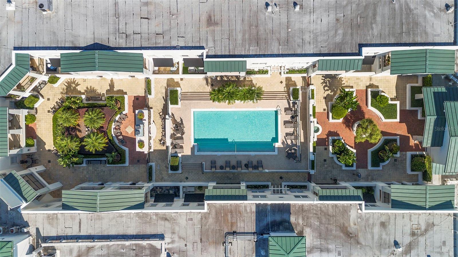 THE WELLESLEY - Residential