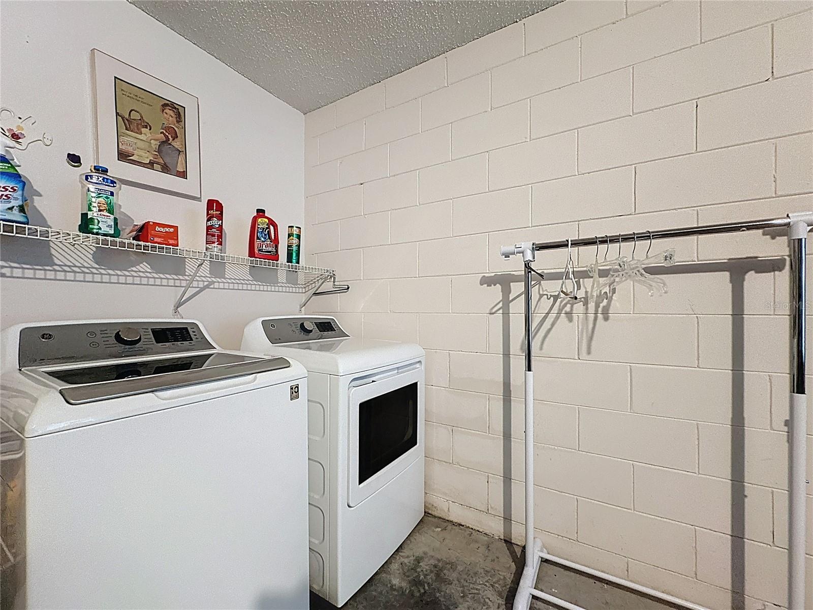 KINGS RIDGE - Residential