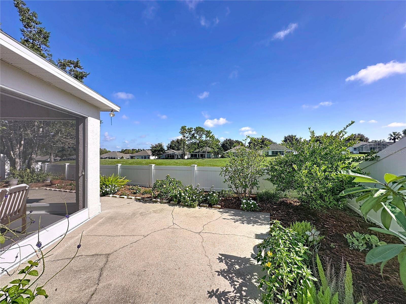 KINGS RIDGE - Residential