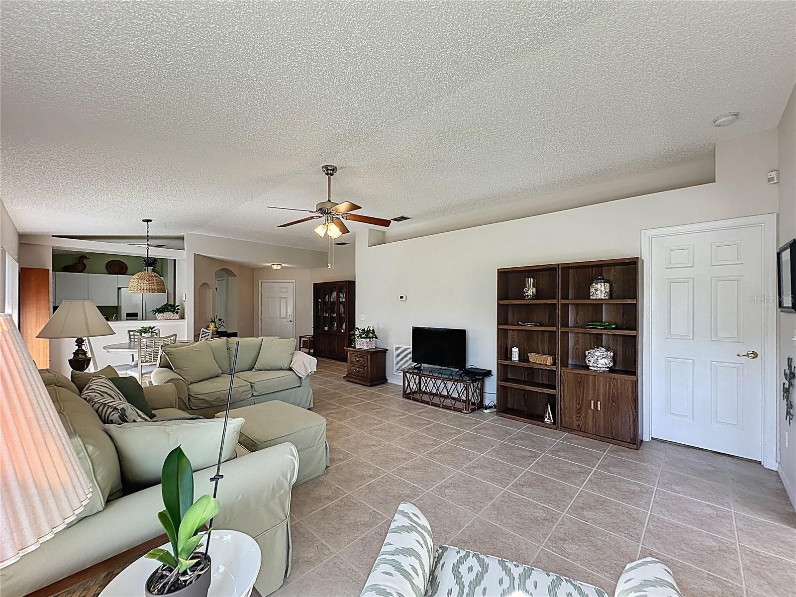 KINGS RIDGE - Residential