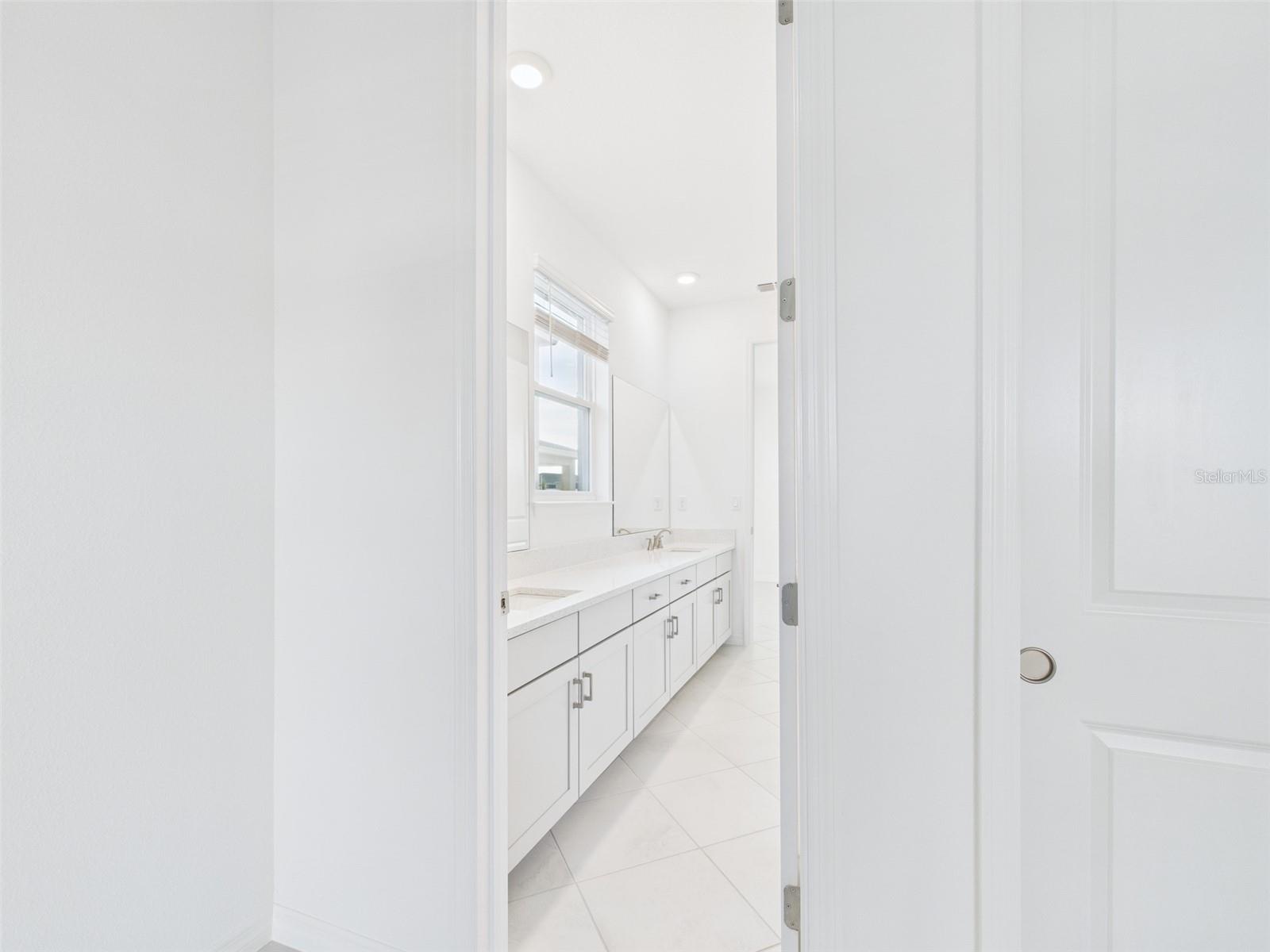 CALESA TOWNSHIP PERLINO GROVE - Residential Lease