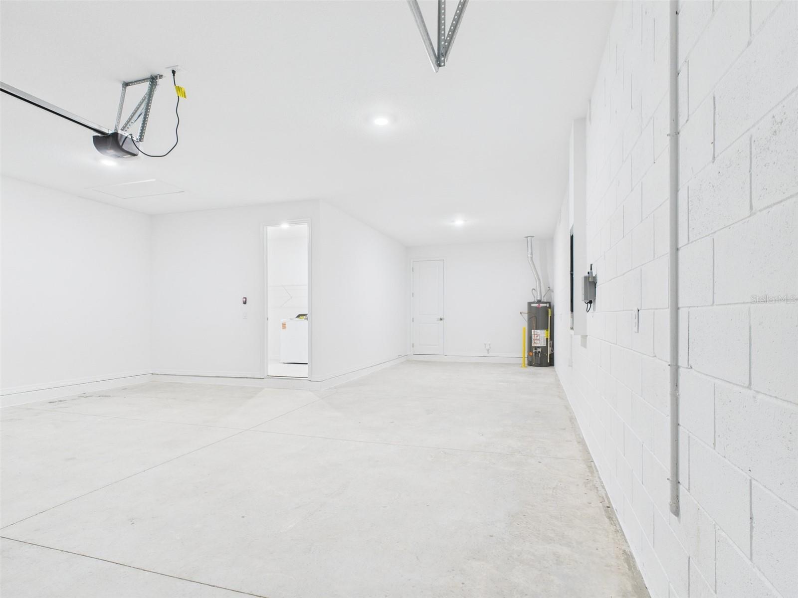 CALESA TOWNSHIP PERLINO GROVE - Residential Lease